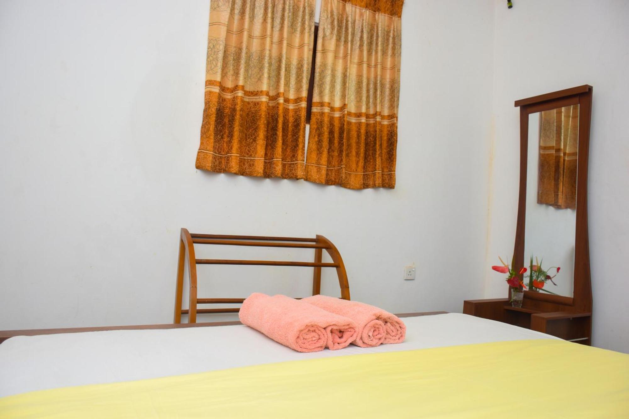 Senu Homestay 锡吉里亚 外观 照片